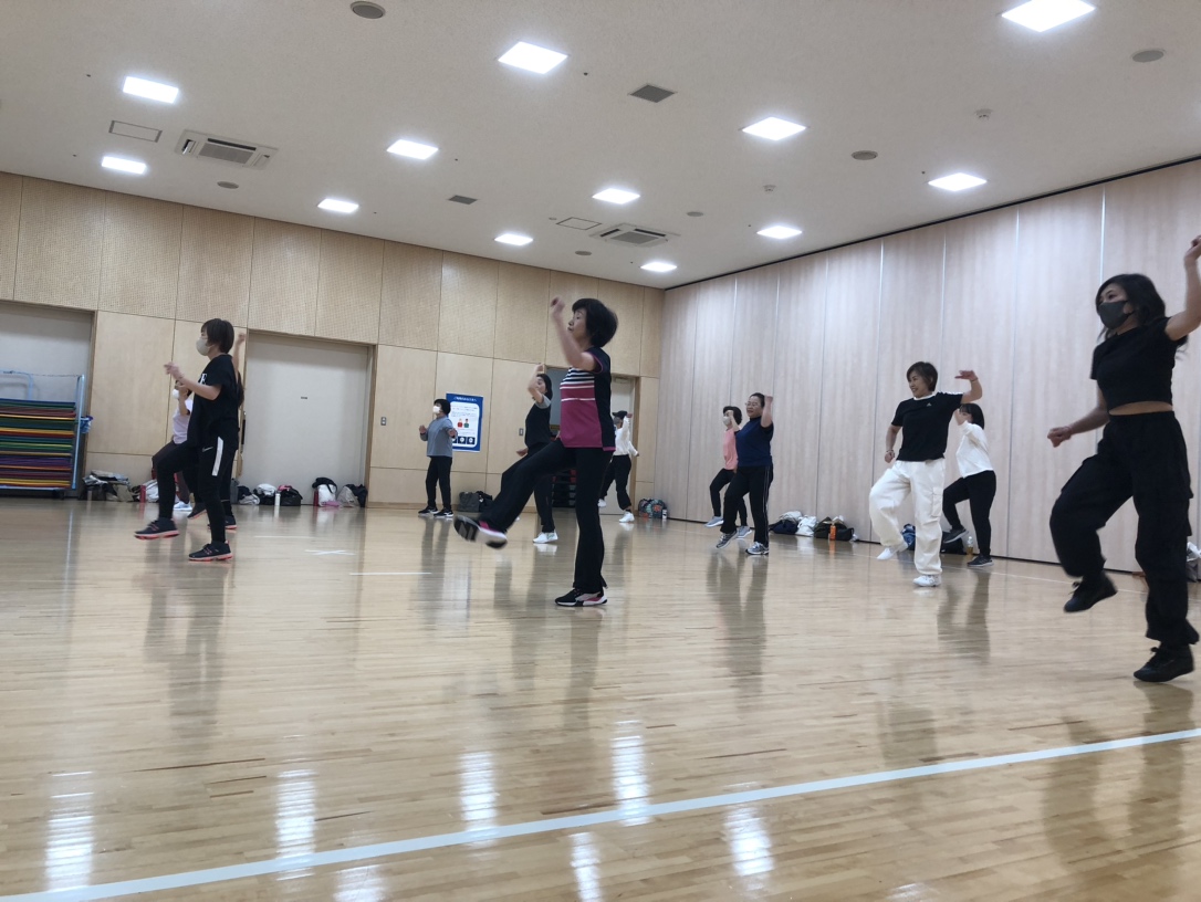 ダンスフィットネス教室の様子の写真2